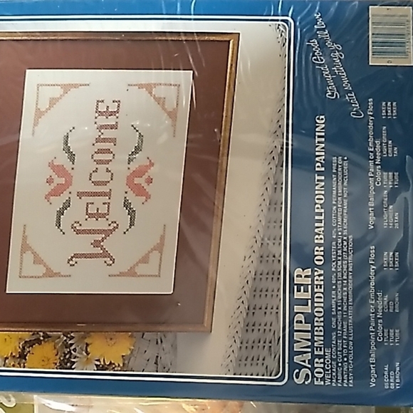 Vintage cross stitch same printed cloth - Picture 1 of 3